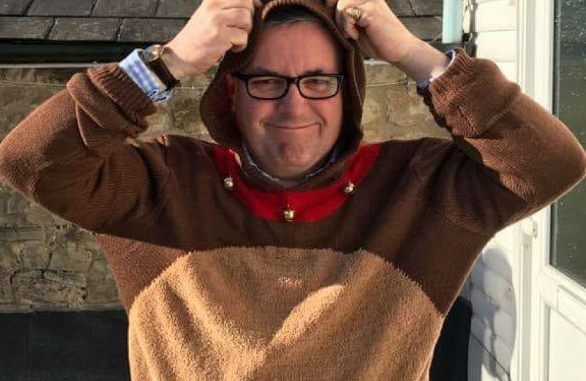 Robert Buckland MP Christmas Jumper Day 