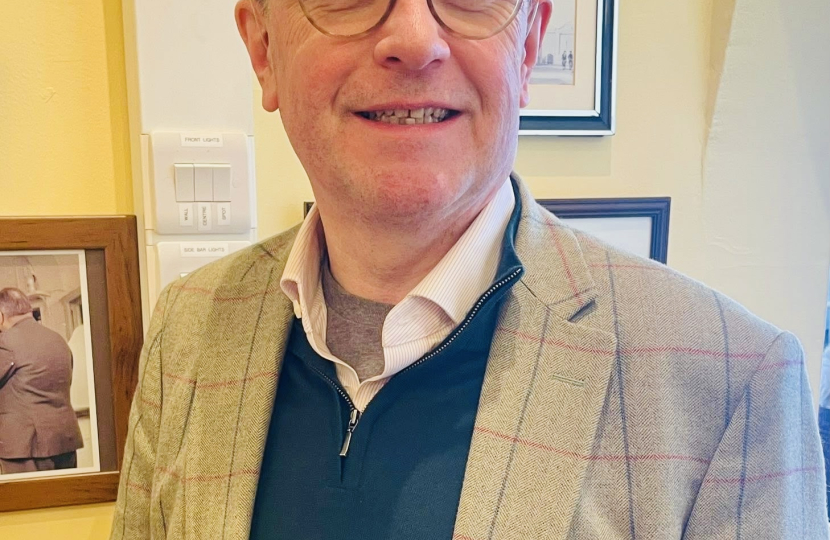 Robert Buckland Profile