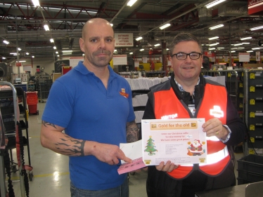 Robert BUckland MP with Royal Mail Engineer, Steve Pritchard