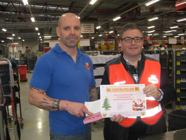 Robert BUckland MP with Royal Mail Engineer, Steve Pritchard