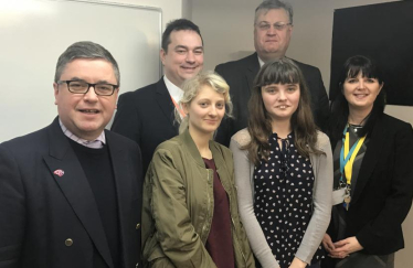 Robert Buckland MP Visit to Swindon Foyer