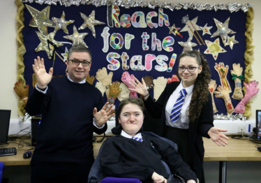 Robert Buckland QC MP Big Hat Caberet - Commonweal School 