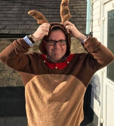 Robert Buckland MP Christmas Jumper Day 